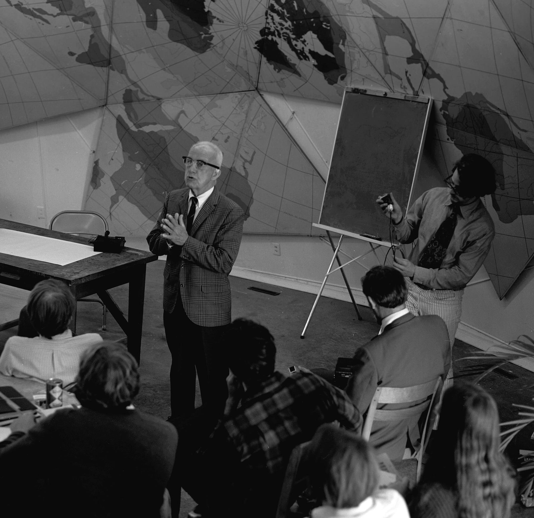 Image of Bucky Fuller Giving a Lecture
